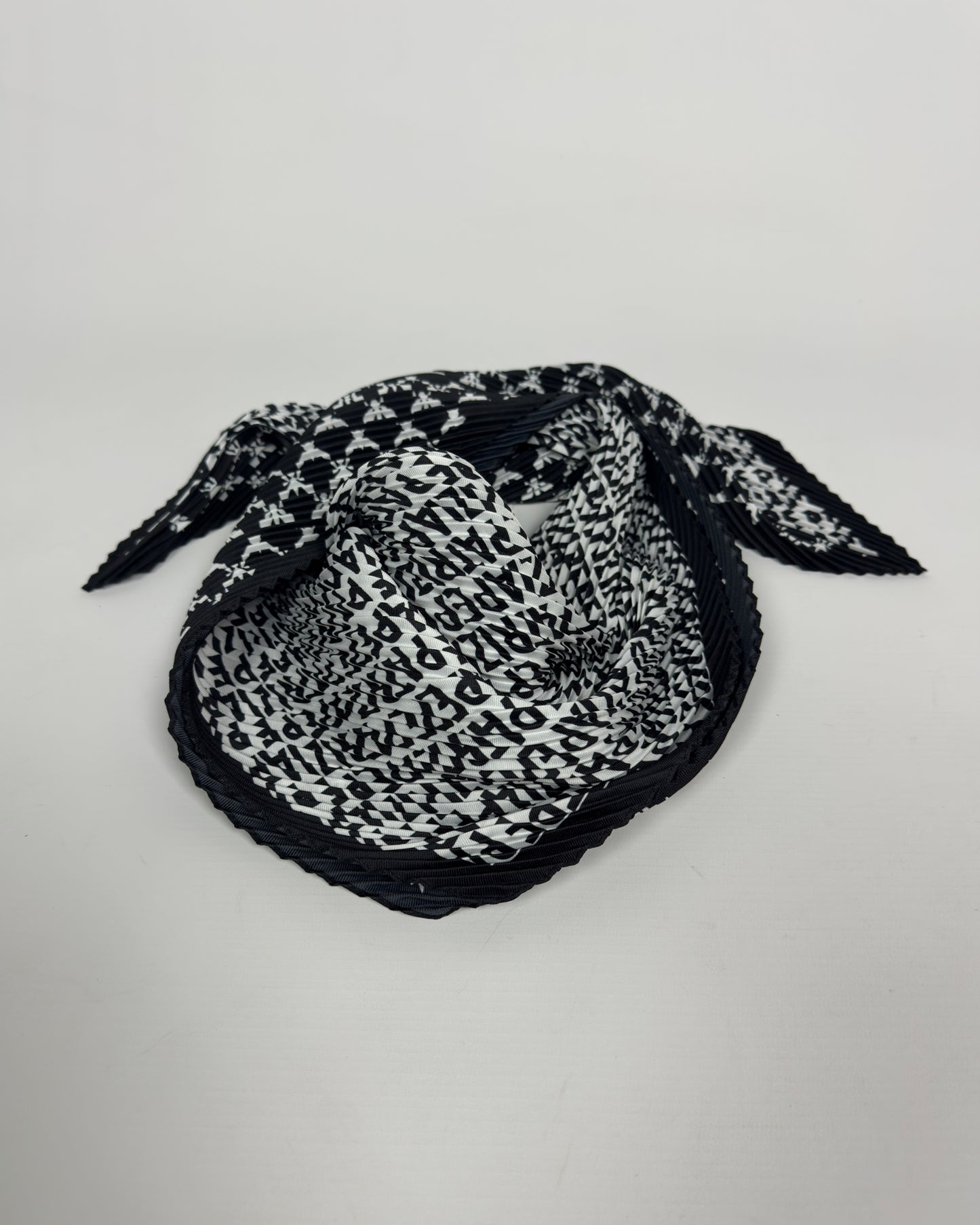 Foulard Bianco e Nero